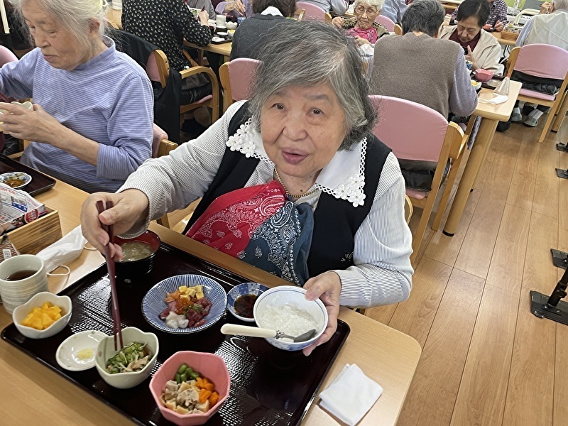 日替わりで手作りの食事